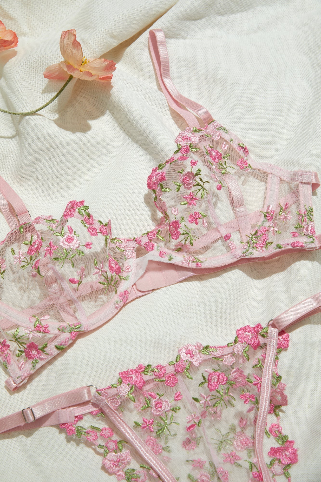 EMBROIDERY COLLECTION - Lingerieset Dames Geborduurd – Elegante Set met Comfort