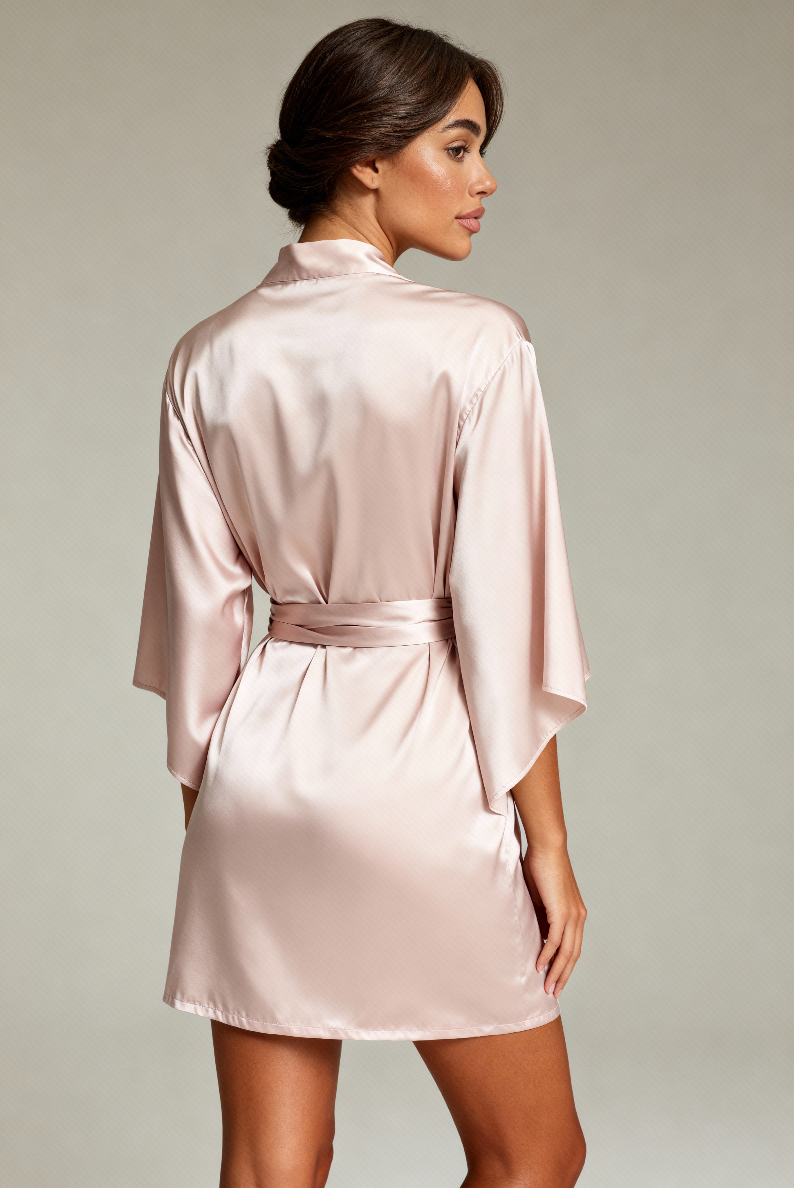 JULIETTE 12 – Satijnen Kimono met kantdetail | Luxe Layering - LivingCurves After Dark premium sleepwear
