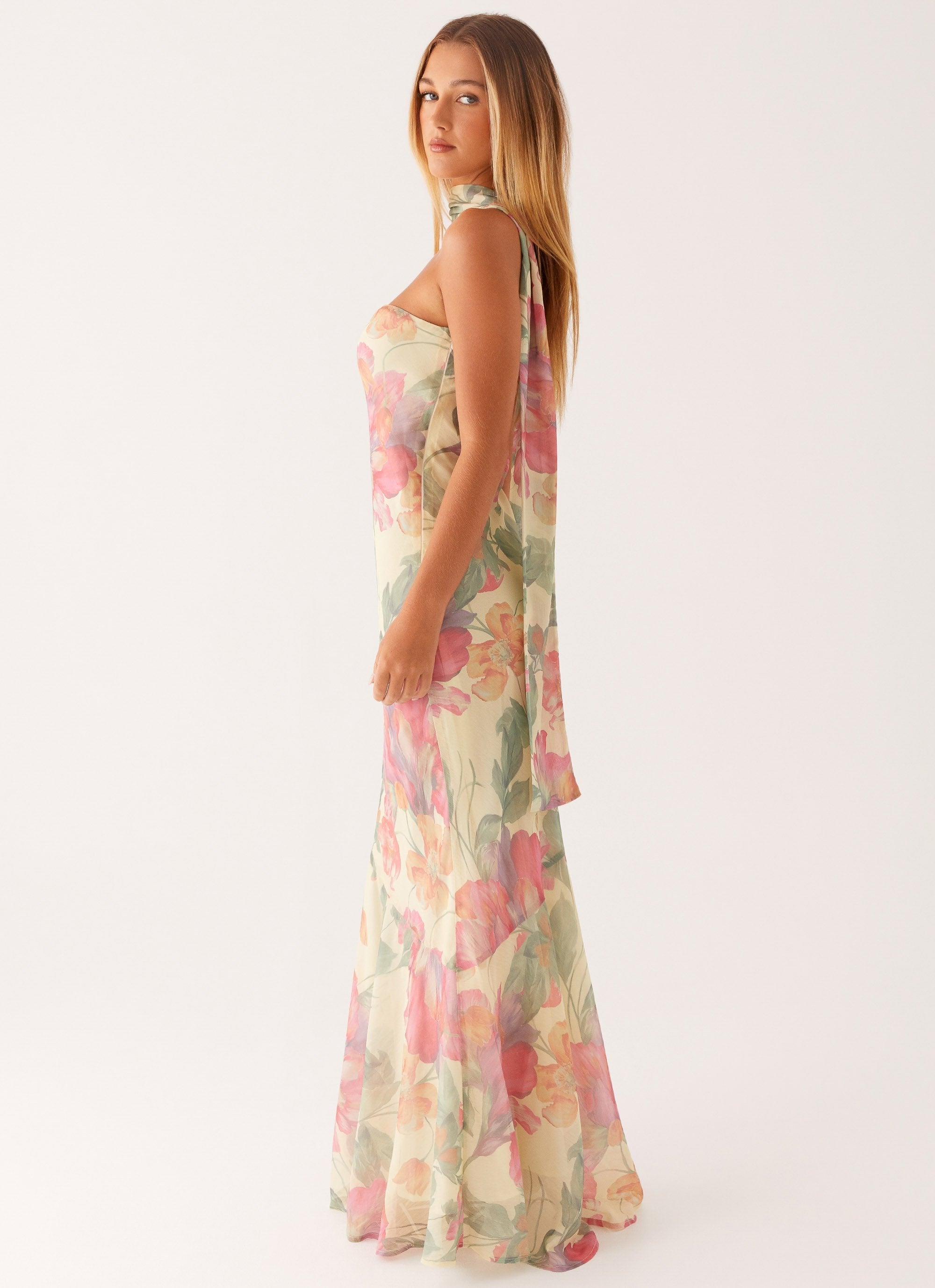 Yente Maxi Jurk – Romantische Bloemenprint met Verstelbare Bandjes en V-Hals