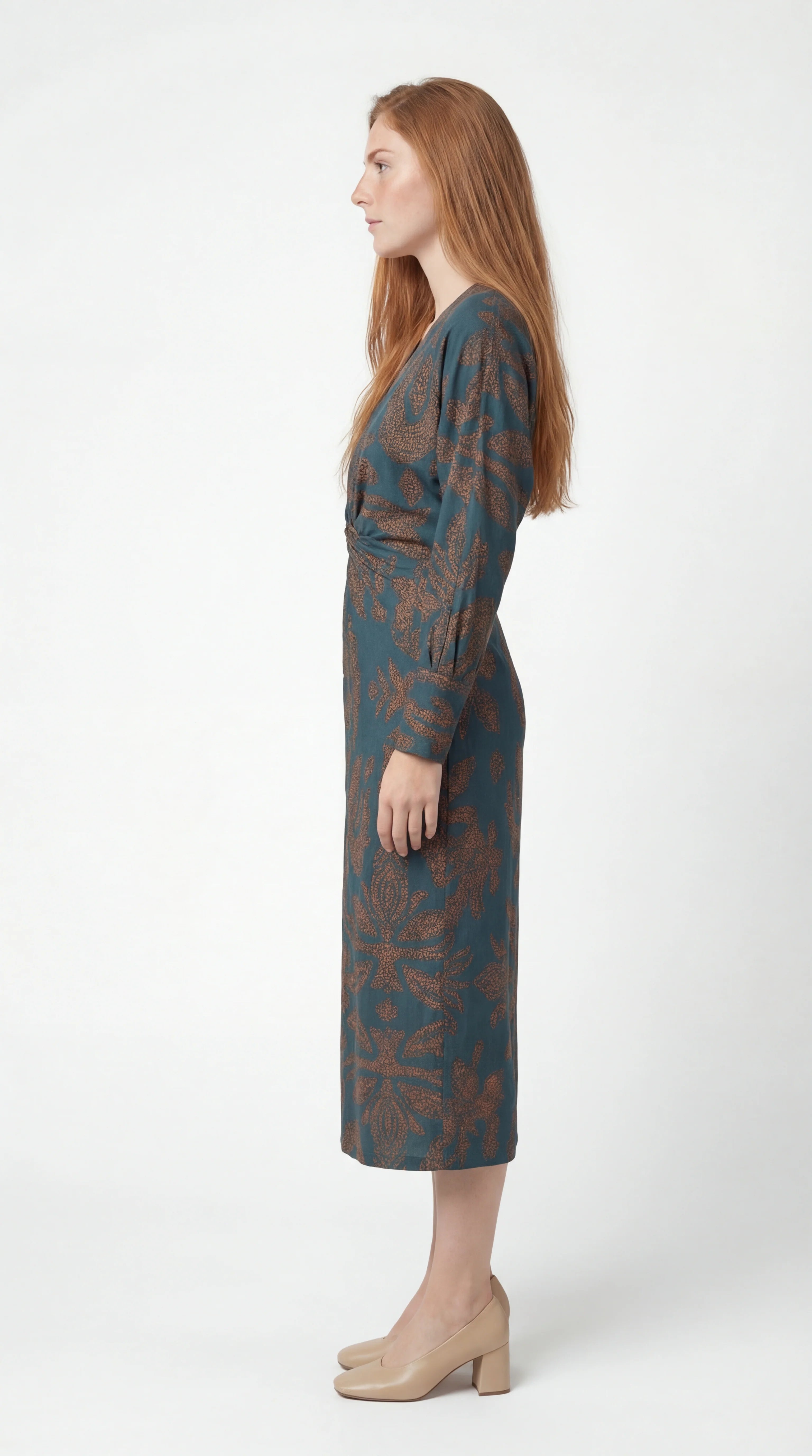Maxi Jurk Halter met Split en Geplooide Rok