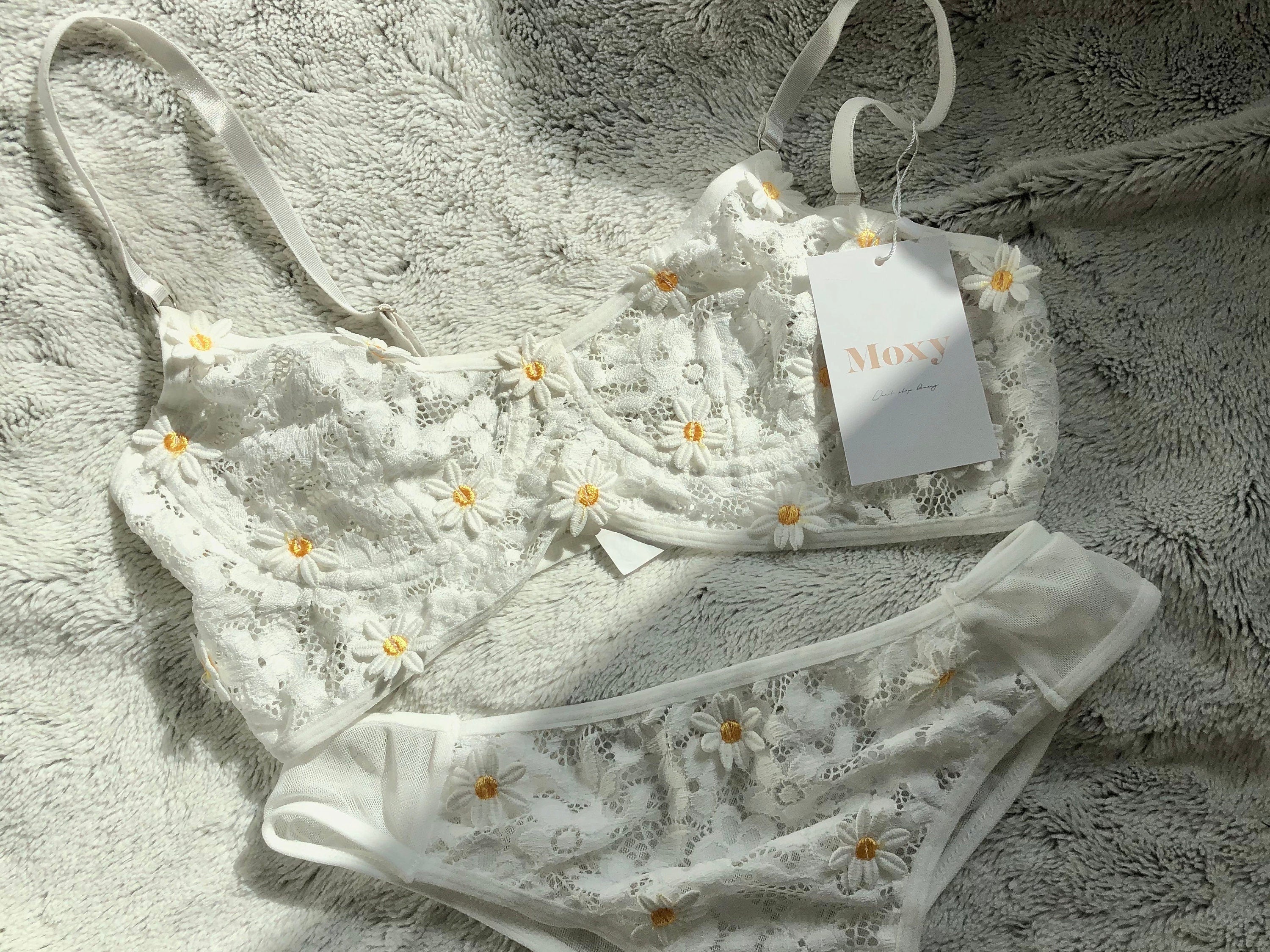 EMBROIDERY COLLECTION - Lingerieset Dames Geborduurd – Elegante Set met Comfort
