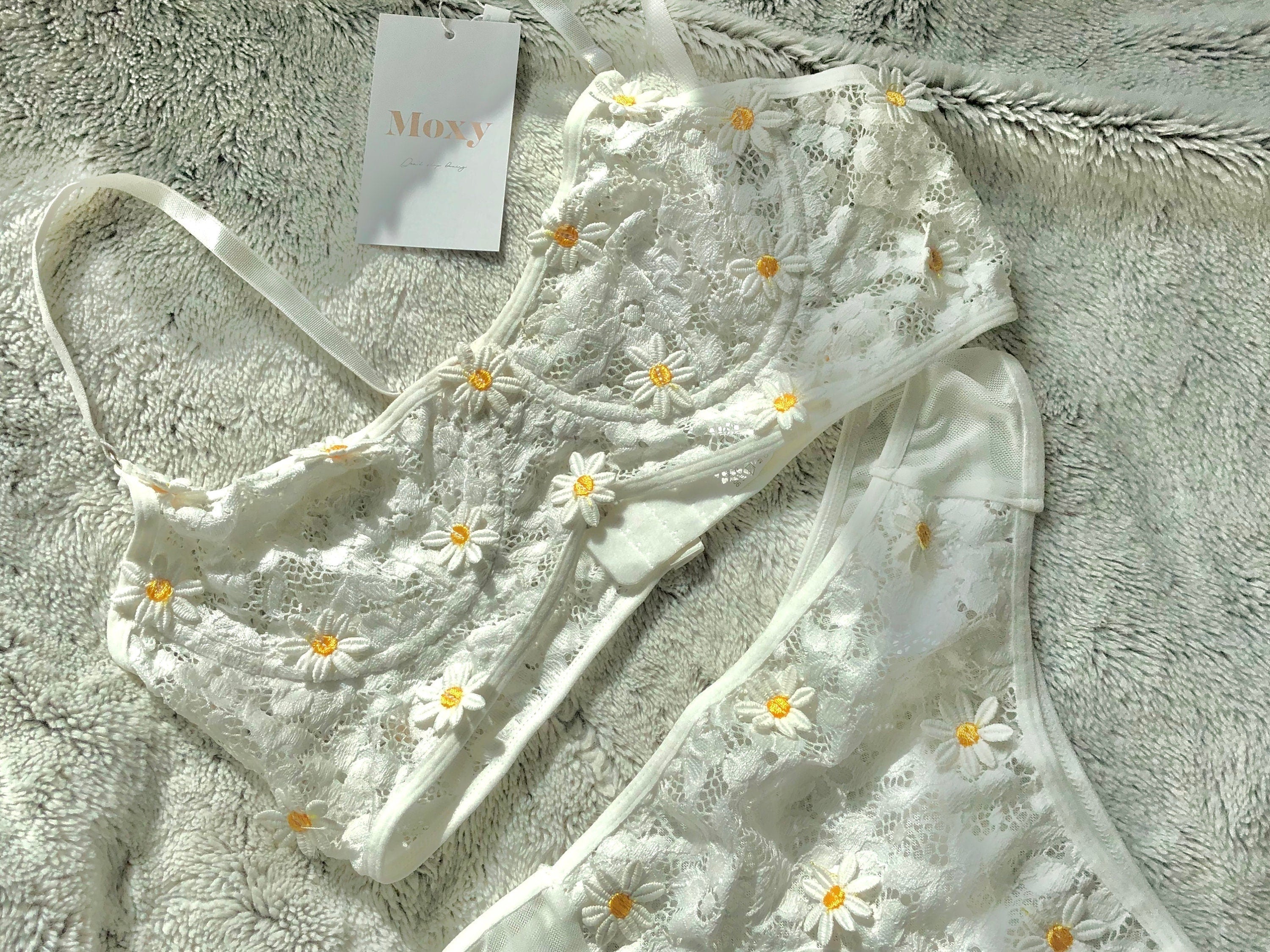 EMBROIDERY COLLECTION - Lingerieset Dames Geborduurd – Elegante Set met Comfort